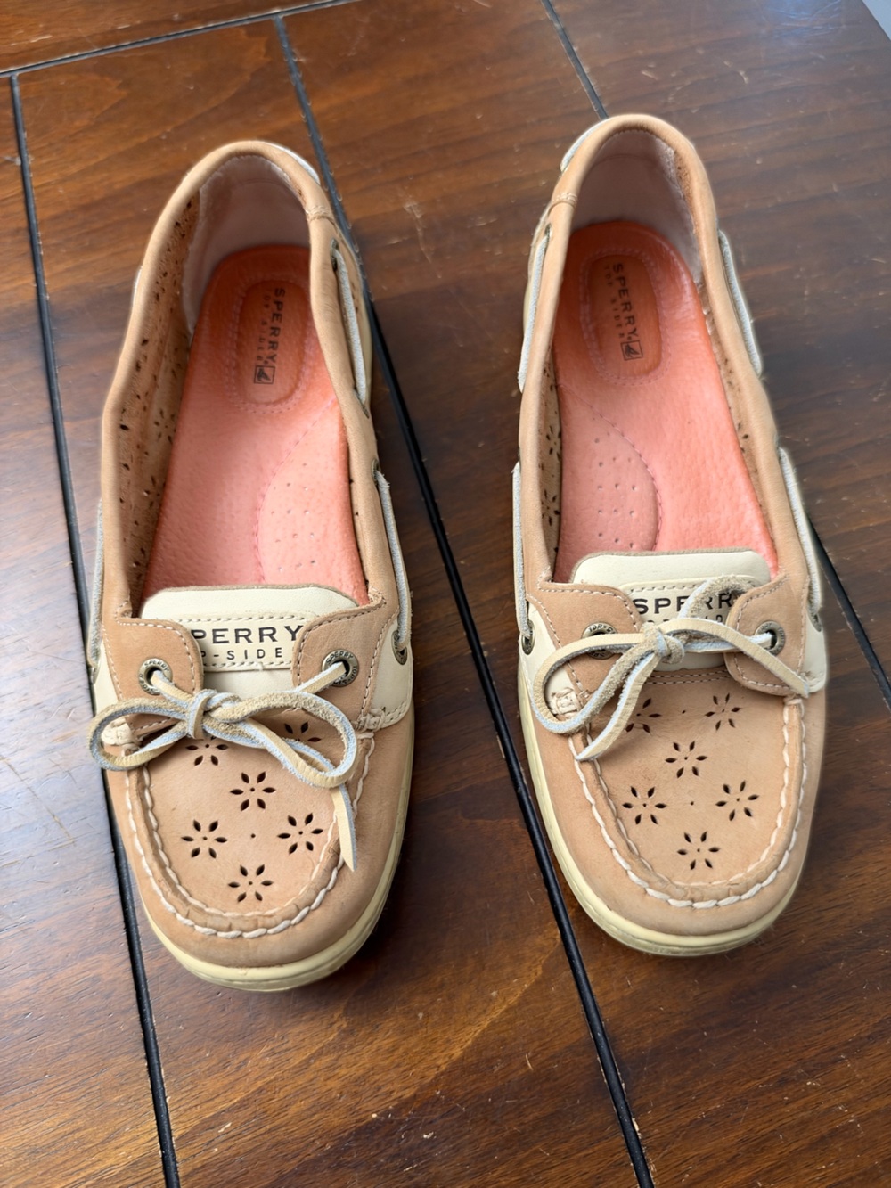 Sperry Women's Tan and Cream Leather Boat Moccasins